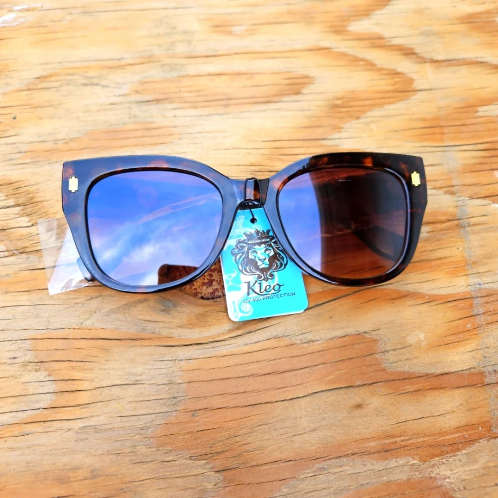 Kleo Womens  Tortoise Sunglasses - Picture 5 of 16